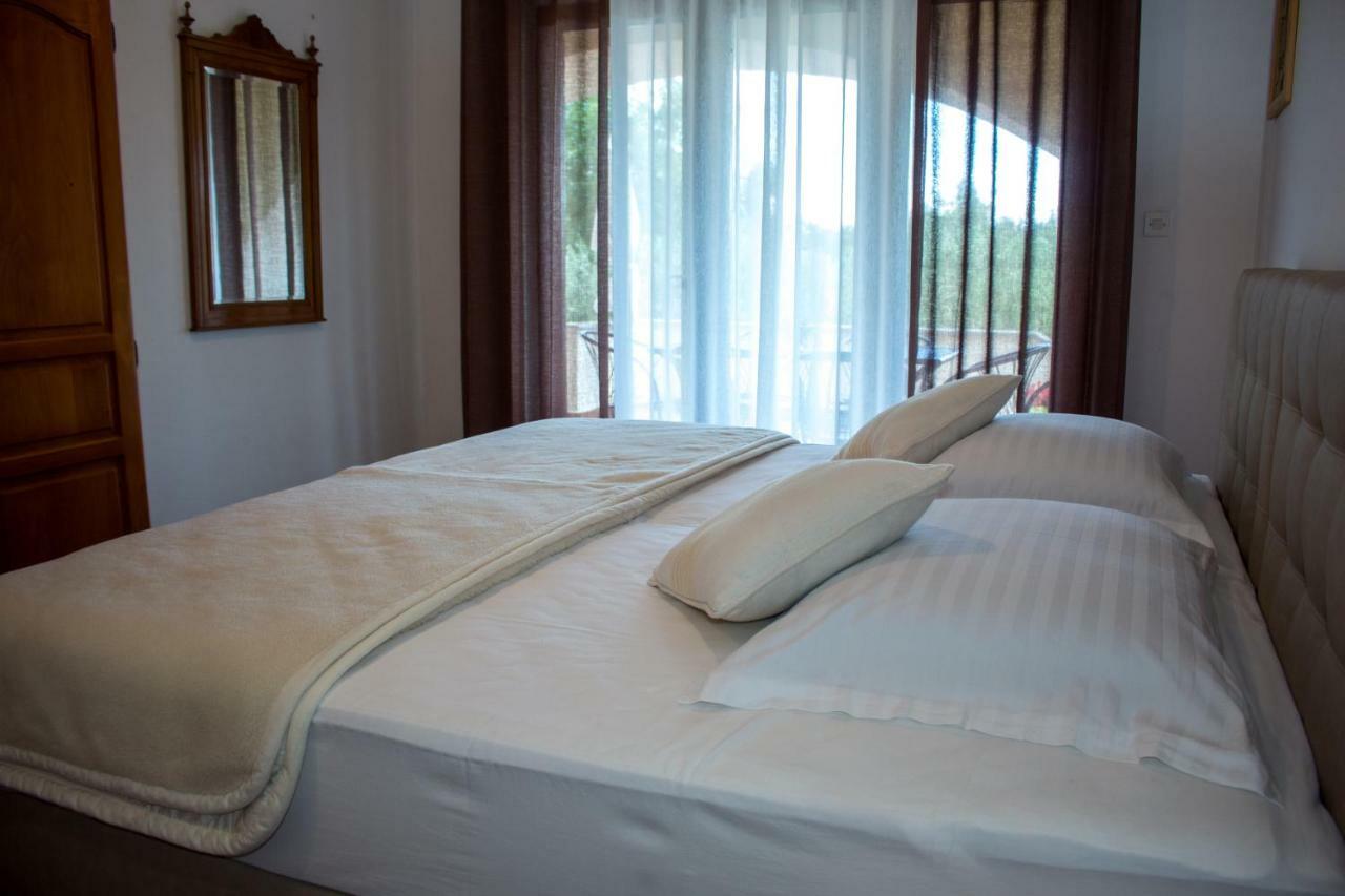 Appartement Apartman Mariolina à Krk Town Extérieur photo