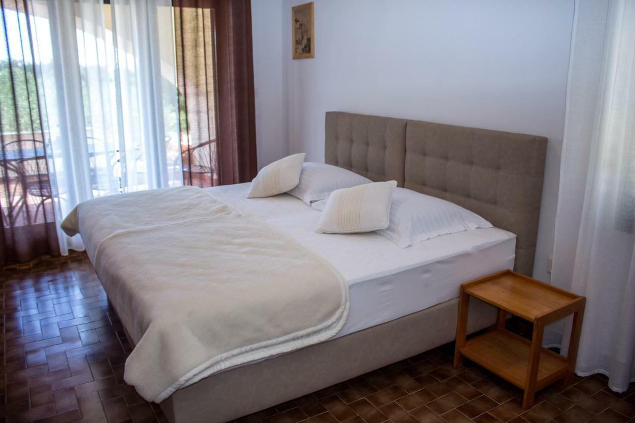 Appartement Apartman Mariolina à Krk Town Extérieur photo