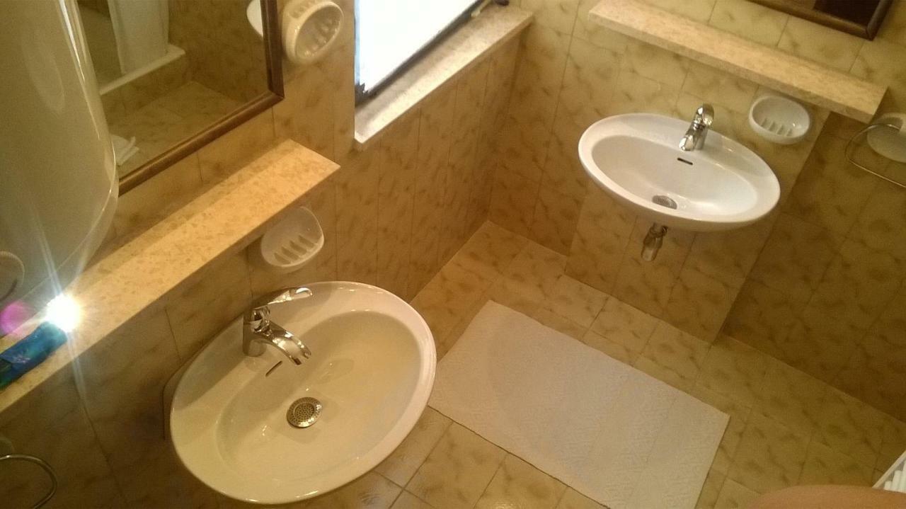 Appartement Apartman Mariolina à Krk Town Extérieur photo