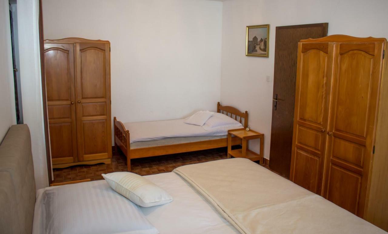 Appartement Apartman Mariolina à Krk Town Extérieur photo